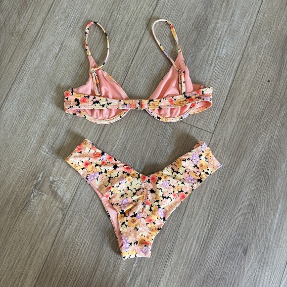 Billabong Retro Floral Bikini Small - Picture 3 of 5